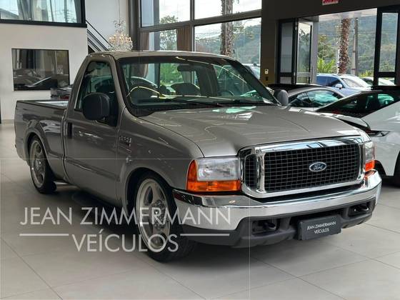 FORD F-250 4.2 XL 4X2 CS TURBO INTERCOOLER DIESEL 2P MANUAL FORD F-250 4.2 XL 4X2 CS TURBO INTERCOOLER DIESEL 2P MANUAL